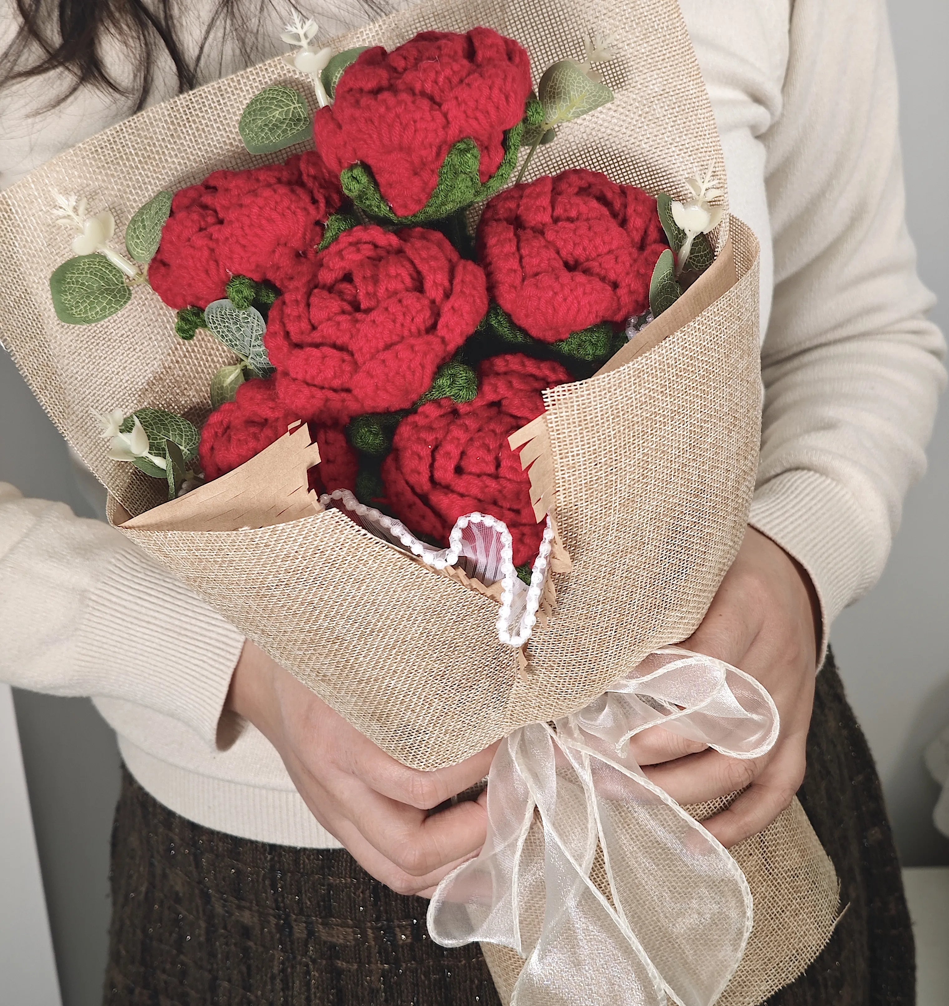 YSHomy Crochet Flowers Bouquet with Red Crochet Rose