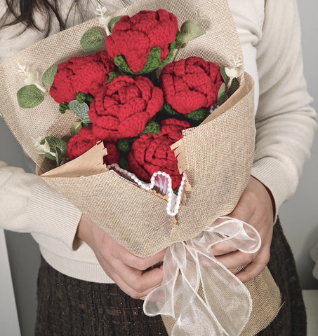 YSHomy Crochet Flowers Bouquet with Red Crochet Rose for Valentine's Day