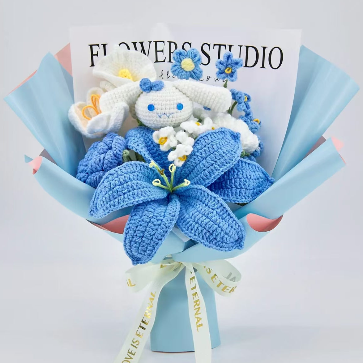 YSHomy Crochet Flowers Bouquet with Crochet Lily Cinnamoroll in Blue Wrapping