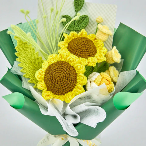 YSHomy Wrapped Crochet Flowers Bouquet with Crochet Sunflower in Green Wrapping