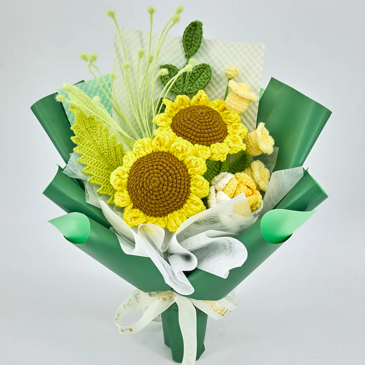 YSHomy Wrapped Crochet Flowers Bouquet with Crochet Sunflower in Green Wrapping