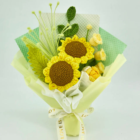 YSHomy Wrapped Crochet Flowers Bouquet with Crochet Sunflower in Green Wrapping