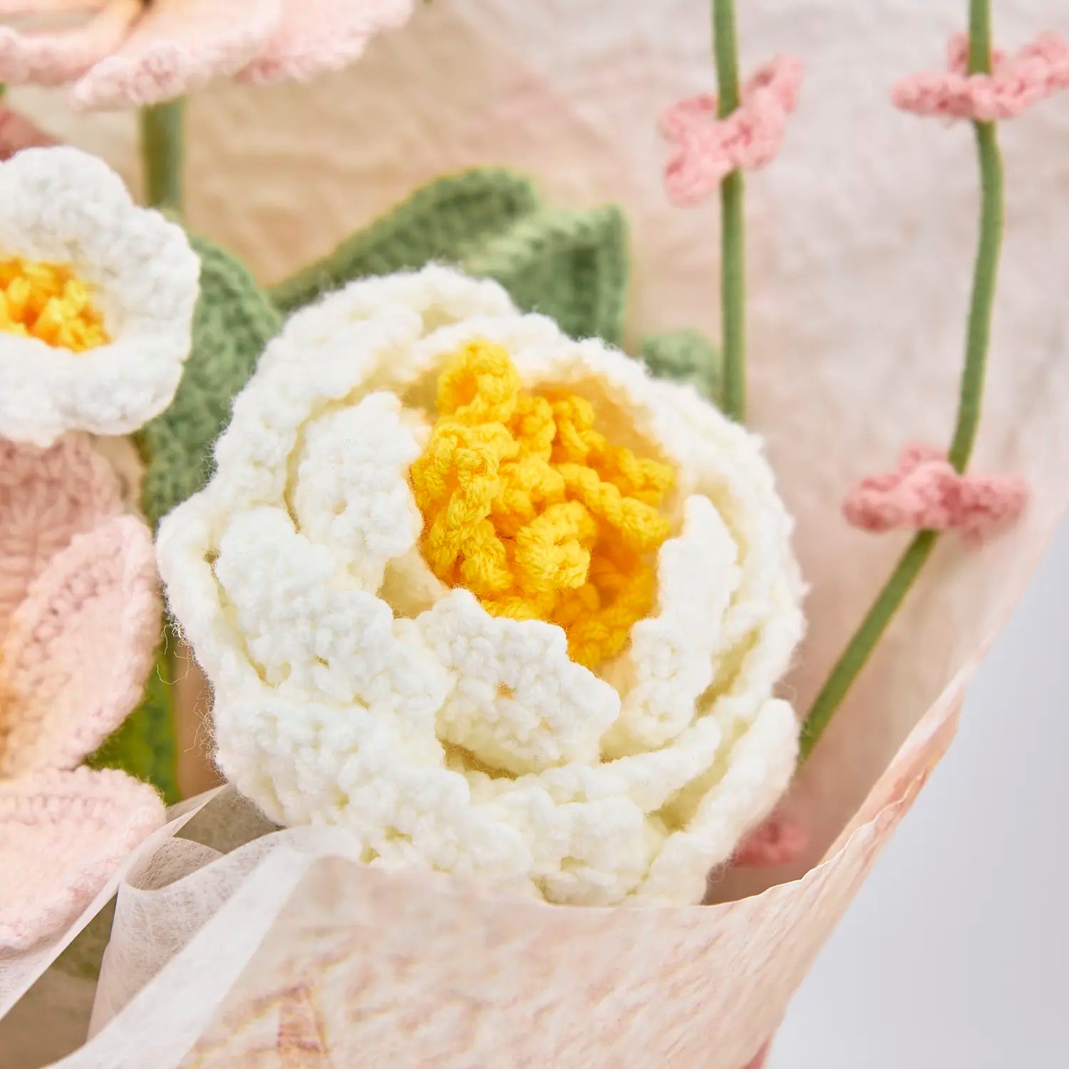 YSHomy Crochet Flowers Bouquet with Galsang Flower Peony